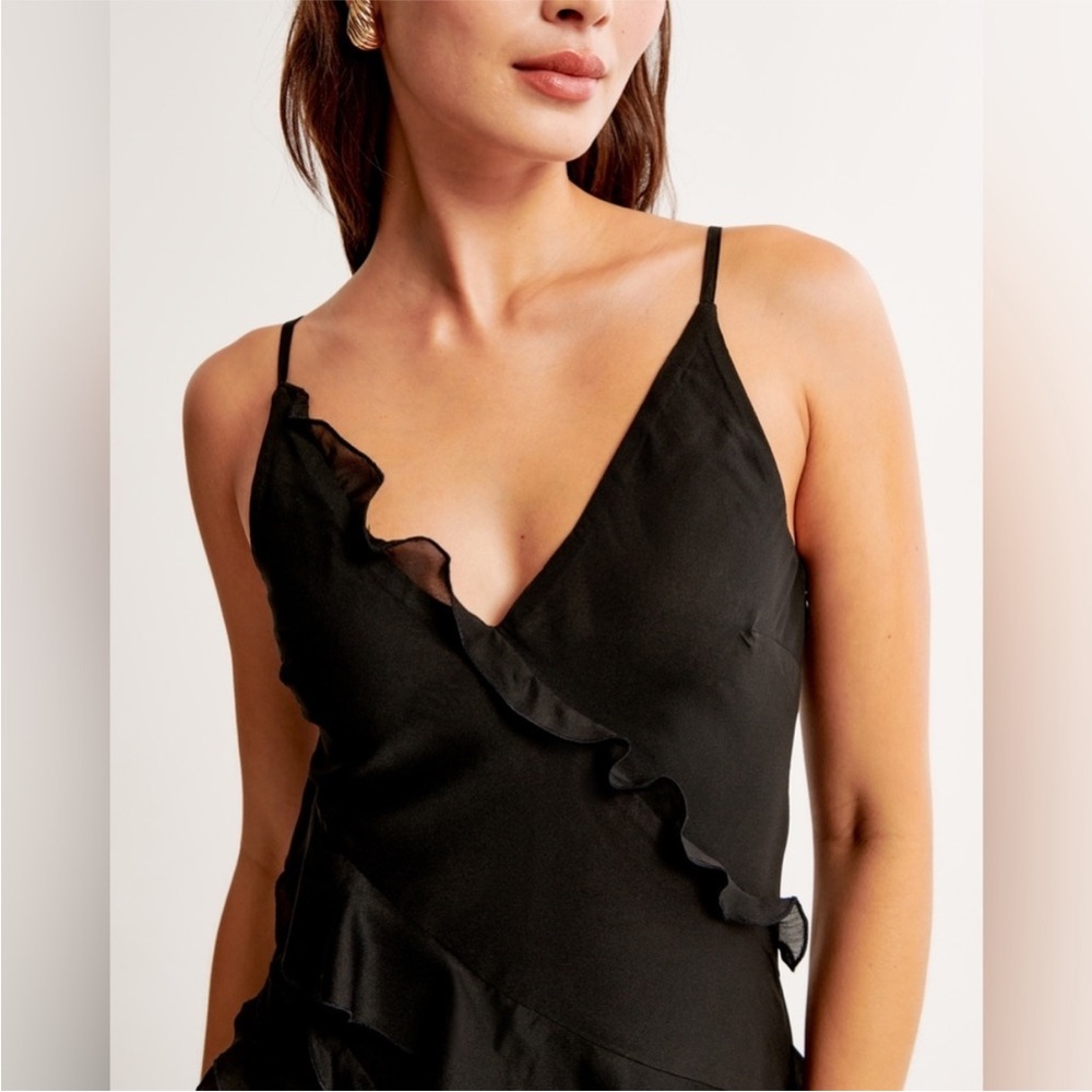 Abercrombie & Fitch Black Ruffled Maxi Dress - Picture 5 of 15